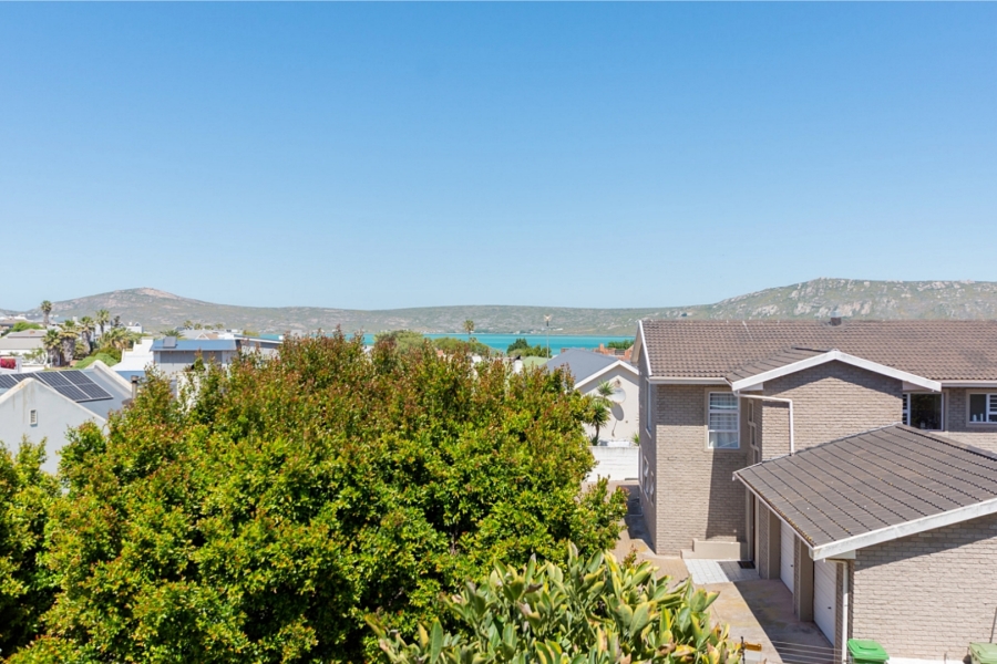 4 Bedroom Property for Sale in Myburgh Park Western Cape